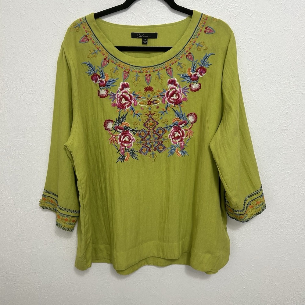 Calessa Floral Embroidered Blouse Top Size 1X Lime Green Boho Peasant Aztec Art
